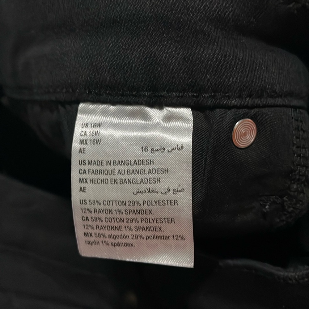 NWT- Style & Co - 14P. Curvy Capri - Picture 6 of 7